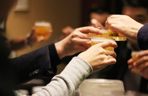 日本の酒屋に隠れた飲酒文化